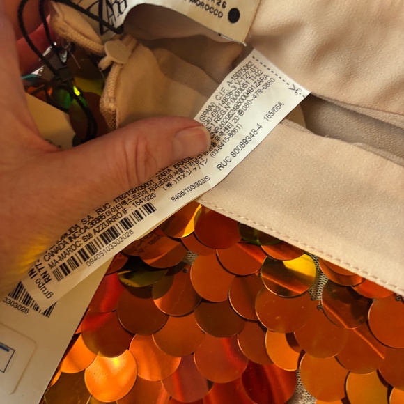 NWT Zara Fun Large Sequin Disc Mini Size Small - Purchased in London UK - Picture 4 of 8